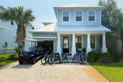 Image de Pet Friendly! Bikes! Inlet Beach! Community Pool! Minutes to the Beach!