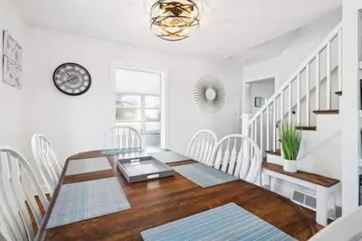 Image de Logan's House - convenient, clean, comfortable & safe. Free Ev charger onsite!