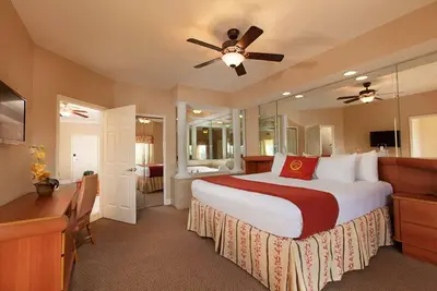 Image de Grand Villa room at Westgate Town Center Resort Orlando