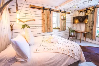 Image de Studio 9 Outiside In -Studio-Design-Douche-Vue sur Rue