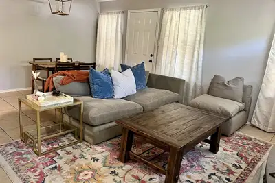 Image de South Austin townhome 20 min from downtown