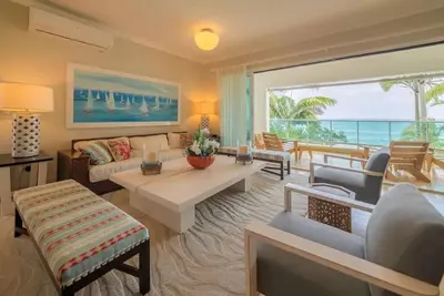 Image de 5Bedroom luxurious Beachfront Ph\n\n