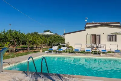 Image de Profumo di Zagara 6+2, Emma Villas