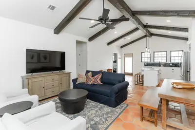 Image de 2 Bedroom Casita (1 King, 2 Queens)
