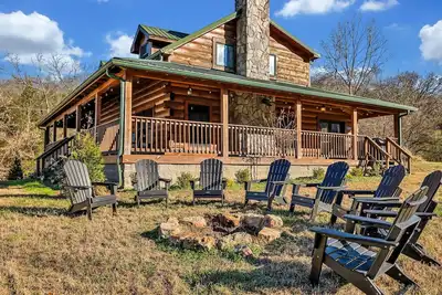 Image de Creek's Cabin Luxury Retreat, 15 minutes to Downtown Nashville