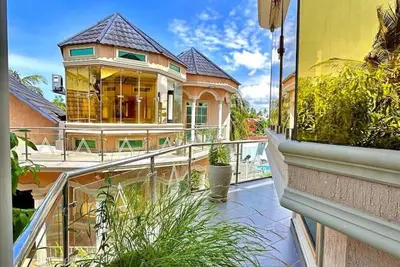 The O. C Luxury Rooms
