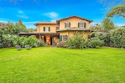 Image de Villa the Lime Tree