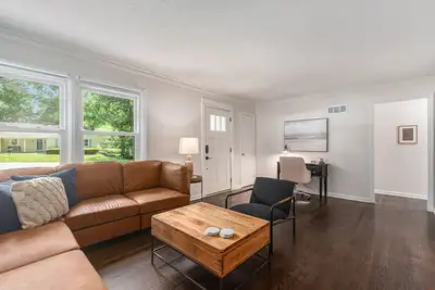 Image de New 3 bed 2 bath - Dog friendly