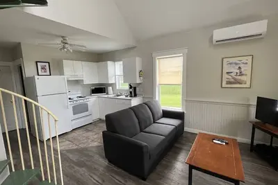 Hardy's Parlee Beach Chalet #6