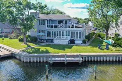 Image de Waterfront w/Dock, Rooftop Terrace & 2 Kings