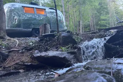 Streamside ShinyTiny Airstream
