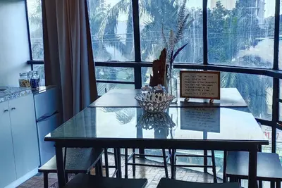 Image de 2 Bedroom condo unit near St. Luke's Medical Center, Quezon City