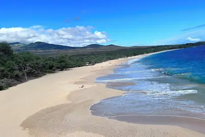 Image de 3 minutes walk to the beach. Nearby shopping and restaurants