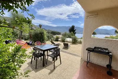 Image de Appartement les Marines, accès plage à pied. Vue mer. Grande terrasse.