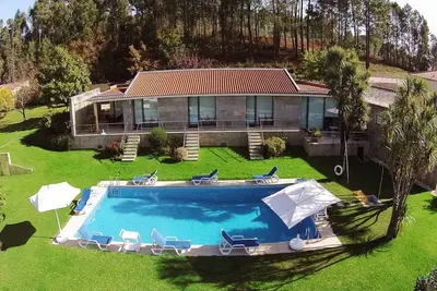 Image de Splendid Ponte de Lima Villa | 6 Bedrooms | Villa Coura Coura | Valley Views | Ping Pong | Pool table