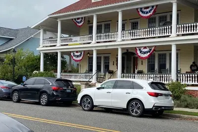 Image de Historic Charm - Wildwood Crest - Walk to Beach plus large inground Pool!