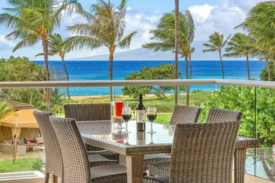 Image de Maui Resort Rentals: Honua Kai Hokulani 250 – 3br Oceanfront Residence w/ B. B. Q on Balcony!