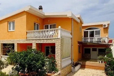 Image de Appartement d'une chambre avec la terrasse Vir - Lozice, Vir (A-22083-b)