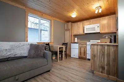 Image de In the heart of Downtown Talkeetna: Chulitna Cabin
