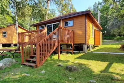 Image de Lakeside 2 Bedroom Boulder Cabin on Kab
