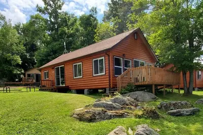 Image de Lakeside 3 Bedroom Lazy Days Cabin on Kab