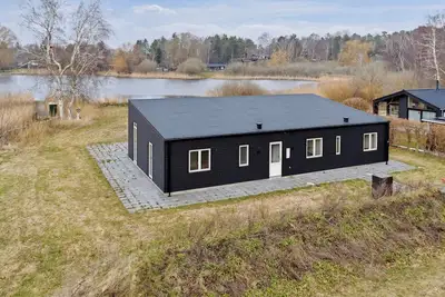 Image de Brand new and modern summer house in.