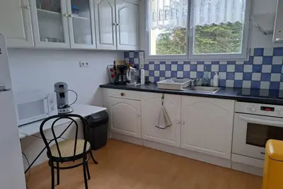 Image de Appartement idéal quartier des Demoiselles : Plage, commerces, parking privé