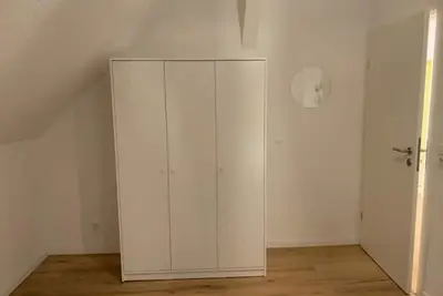 Image de GroĂźe Schicke Wohnung Nahe Tesla