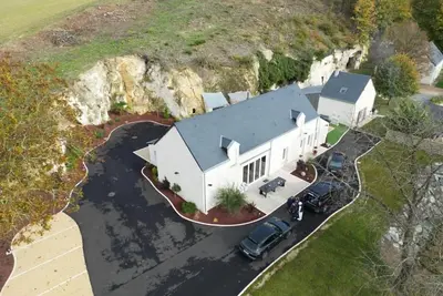 Image de Gîte de charme avec jacuzzi privé près des Châteaux de la Loire et du Zoo de Beauval
