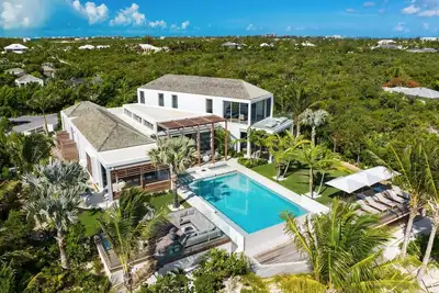 Image de Villa Cabuya in Providenciales by Personal Villas - Perfect for a Fammily Retrea