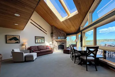 Image de Spacious Lakehome Central to Superior's North Shore Attractions 3 Bed / 2 Bath