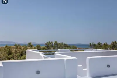 Bh680 - B - Suite Naxos