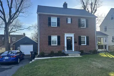 Image de Prime Hyattsville location available for 30 day plus rental! Dog friendly \n