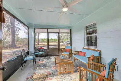 Image de Pet-Friendly Florida Escape w\/ Patio & Fire Pit!