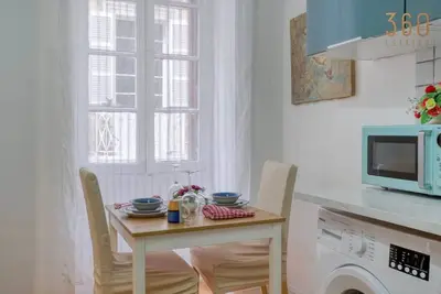 Image de Cozy 1br Studio with Classic Charm in Floriana