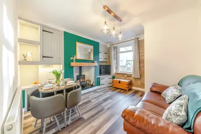 Image de Discover Number Ten, a cosy coastal retreat in Amble.