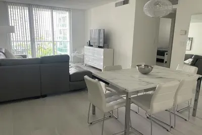 Image de Beachfront building in Hallandale