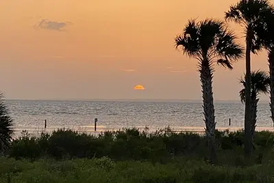 Image de Floridan Lodge. 7 Day stays in the center of the island!