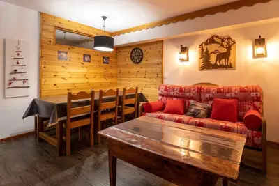 Image de Rez-de-chaussée, piscine, sauna, balcon, télévision, casier à ski, 46m², Les Orres