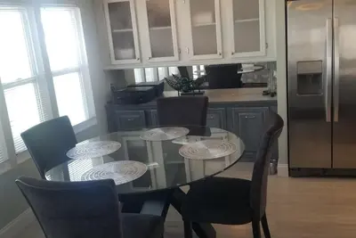 Image de 2 Bedroom 1. 5 bath home in 55+ age community in Winter Haven Fl