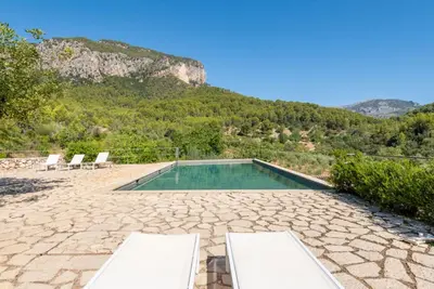 Image de Apartment S'Aljub with Terrace & Garden View