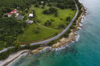 Image de Large house on historic estate - ocean views - incredible location