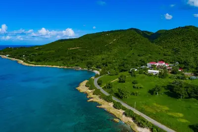 Image de Entire Caribbean Property - 9 bedrooms - 10 acres
