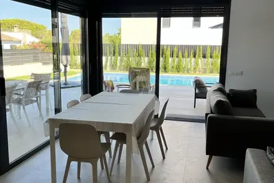 Image de Moderne Vrijstaande Villa met Privé Zwembad in Colònia de Sant Pere