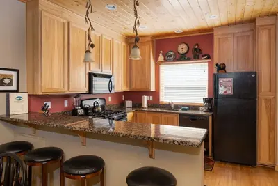 Image de Chalet 15 at the Official Collins Lake Resort