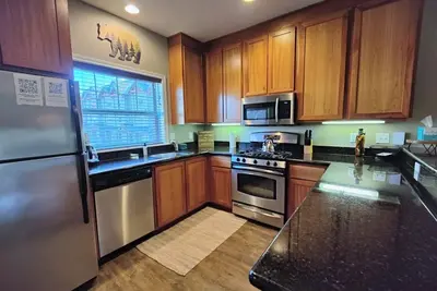 Image de Chalet 145 at the Official Collins Lake Resort