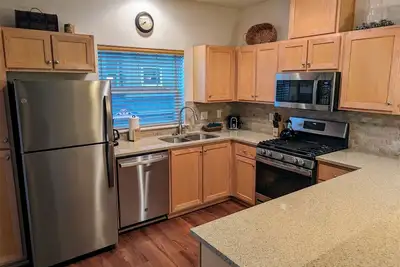 Image de Chalet 85 at the Official Collins Lake Resort