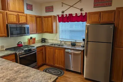 Image de Chalet 103 at the Official Collins Lake Resort