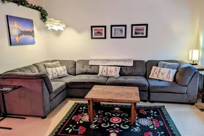 Image de Chalet 13 at the Official Collins Lake Resort
