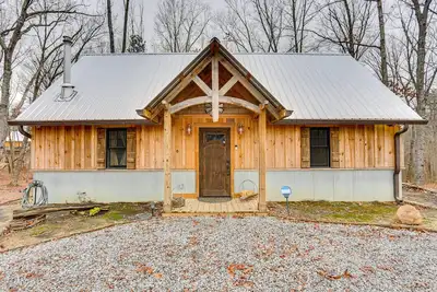 Image de Peaceful Hiker's Hideaway w/ Deck on 1 Acre!